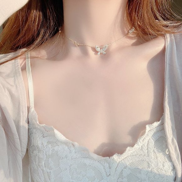 NEW 14K Gold Plated Diamond Butterfly Necklace b - Picture 2 of 7